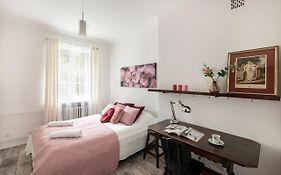 Shortstaypoland Mostowa